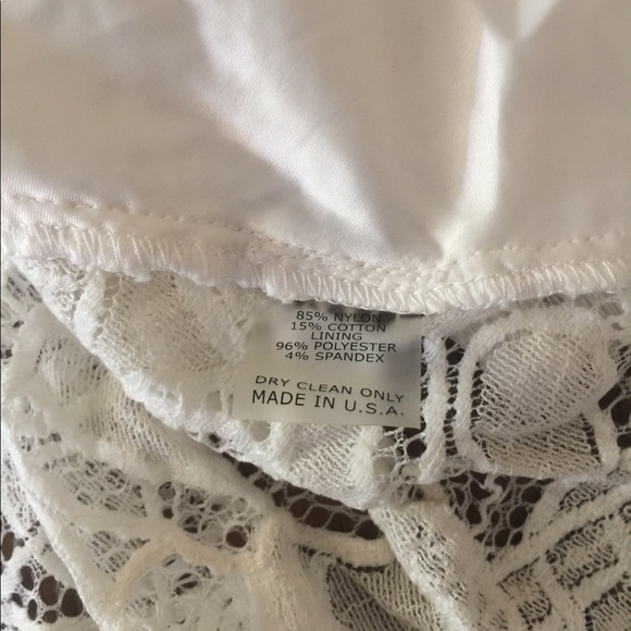 Alexis Eyelet Embroidered Blouse - Picture 5 of 5